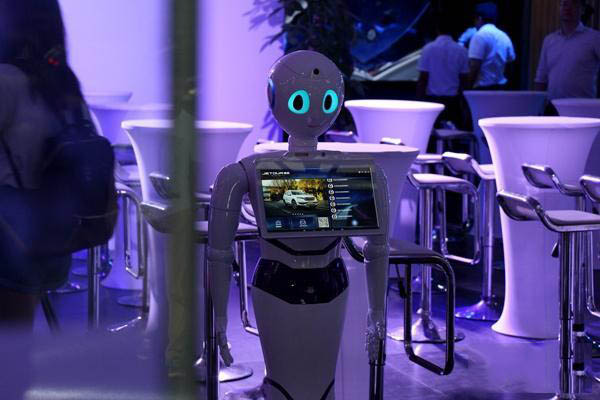 捷途智慧汽車展廳機器人 捷途智慧汽車展廳機器人